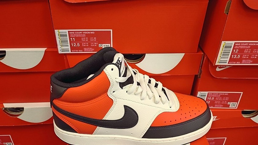 Hoover colors,you losing brother.. nice